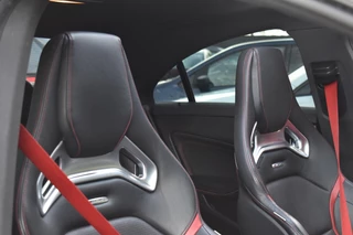 Mercedes-Benz CLA Mercedes-Benz CLA-klasse AMG 45 4MATIC Pano Kuipst HK Camera Sfeer NAP CLA 45 - afbeelding nr 24
