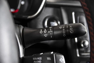 Renault Kadjar | Cruise | Stoelverw. | PDC | Camera | NAV | ECC | Trekhaak | LM 19