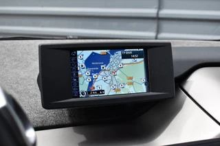 BMW i3 | Active Cruisecontrol | LED Light | Stoelverwarming | Driving Assistant Plus | - afbeelding nr 10