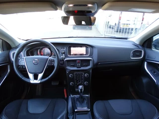 Volvo V40 Volvo V40 1.5 T2 Polar+ automaat  Virtual cockpit / Carplay - afbeelding nr 10