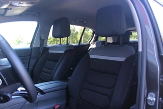 Citroën C5 Aircross Citroen C5 Aircross 1.2 130PK AUTOMAAT | NAVIGATIE BY APPLE CARPLAY/ANDROID AUTO | ACHTERUITRIJ CAMERA | KEYLESS ENTRY/START | LED KOPLAMPEN | CRUISE CONTROL | CLIMATE CONTROL | DAB+ RADIO | ALL SEASON BANDEN | 18