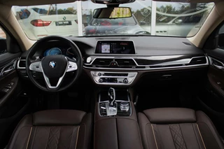BMW 7 Serie ➡️  BMW 7-serie 740i High Executive | 2e eigenaar | Camera | Laser | Head-up | Dakraam | 19 inch | Soft-close | Massage | 6 cilinder | 326 pk | Origineel | Keyless entry/Go - afbeelding nr 11