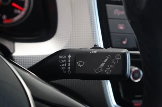 Volkswagen up! Volkswagen up! 1.0 high up! | Cruise Control | Stoelverwarming | PDC - afbeelding nr 11