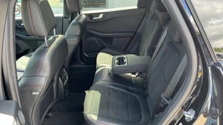 Ford Kuga Ford Kuga 2.5 PHEV ST-Line X 225pk | Winterpack | Panoramadak | Trekhaak Afneembaar | SYNC 3 Navigatie - afbeelding nr 10