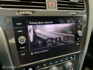 Volkswagen Golf Volkswagen Golf 1.5 TSI 96kw/130 pk Life Business, Navi|Led|1e eigenaar|NL auto|Carplay|Clima|Adapt.Cruise| - afbeelding nr 31