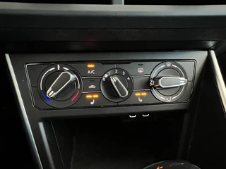 Volkswagen Taigo Volkswagen Taigo 1.0 TSI Life DSG CarPlay|Virtual NL AUTO - afbeelding nr 18