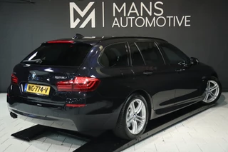 BMW 5 Serie BMW 5-serie Touring 528xi xDrive M Sport / HUD / 2x MEMORY / 360 / H&K / KEYLESS / NAP - afbeelding nr 4