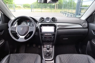 Suzuki Vitara Suzuki Vitara 1.4 Boosterjet Style Smart Hybrid 139pk NAVI, Camera, Schuif/kantel dak, Trekhaak - afbeelding nr 7