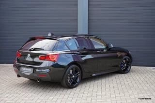 BMW 1 Serie BMW 1-serie M140i LCI2 | Navi Pro | Camera | HK | Stuurverwarming | Alcantara | Adaptief onderstel | 5-deurs - afbeelding nr 52
