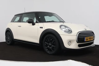 MINI Cooper Mini Mini 1.5 Cooper (CRUISE CONTROL, NAVIGATIE, BLUETOOTH, CLIMATE CONTROL, NL-AUTO) - afbeelding nr 20