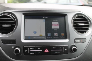 Hyundai i10 Hyundai i10 1.0I PREMIUM CLIMA NAVI STOELVERWARMING TREKHAAK - afbeelding nr 4