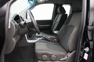 Nissan Navara Nissan Navara 2.5 dCi SE King Cab Climate, Camera, Cruise, Bluetooth, PDC, Trekhaak, 17'' - afbeelding nr 10