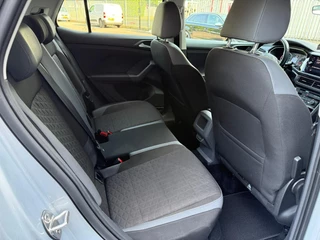 Volkswagen T-Cross Volkswagen T-Cross 1.0 TSI Style CAMERA | CARPLAY | PDC | CRUISE | AIRCO | NWE APK - afbeelding nr 13