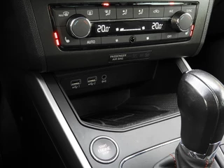 SEAT Arona SEAT Arona 1.0 TSI FR 115PK BUSINESS INTENS CAMERA/CARPLAY/TREKHAAK - afbeelding nr 24