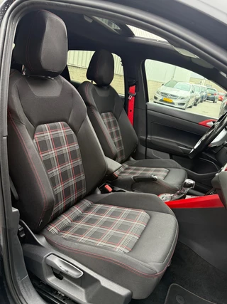 Volkswagen Polo Volkswagen Polo 2.0 TSI GTI|Pano|Virtual|Beats|Camera - afbeelding nr 21