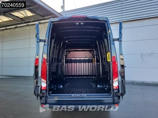 Iveco Daily Iveco Daily 35C18 180PK Black Edition Automaat Dubbellucht L2H2 ACC Navi Camera L2 12m3 Airco - afbeelding nr 3