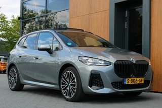 BMW 2 Serie BMW 2-serie Active Tourer 230e xDrive | Pano | H&K | Trekhaak - afbeelding nr 13