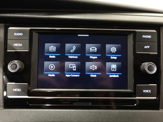 Volkswagen Transporter Volkswagen Transporter 2.0 TDI 150pk DSG Automaat Trekhaak Apple Carplay/ Android Auto Cruise control Airco Sidebars Parkeersensoren - afbeelding nr 25