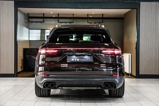 Porsche Cayenne Porsche Cayenne 3.0 E-Hybrid Platinum Edition|Innodrive|Pano - afbeelding nr 11