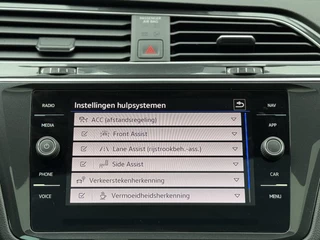 Volkswagen Tiguan Volkswagen Tiguan 1.5 TSI R-Line Business+ Pano|Leder|Ad.Cruise|IQ Matrix| - afbeelding nr 22