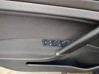 Volkswagen Golf Volkswagen Golf 1.0 TSI COMFORTLINE ERGO STOELEN - afbeelding nr 19