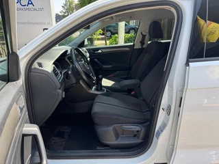 Volkswagen T-Roc Volkswagen T-Roc 1.0 TSI Style Airco/Lichtmetalen velgen/Navi/Apple Carplay - afbeelding nr 10