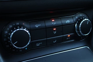 Mercedes-Benz CLA Pano|Navi|Airco|Cruise|LED|LM-Velgen|Audio - afbeelding nr 36