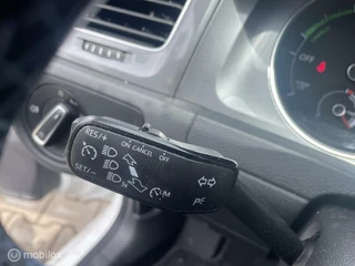 Volkswagen e-Golf Volkswagen e-Golf, Zeer nette auto,Scherp geprijsd - afbeelding nr 15
