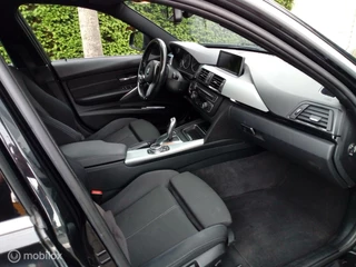 BMW 3 Serie BMW 3-serie 320i Sport Line, trekhaak, navi pro - afbeelding nr 9