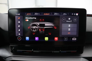 SEAT Leon SEAT Leon 1.5 eTSI FR Intense | Adaptive cruise | Carplay |  Sportstoelen | Full LED | Navigatie | Climate control | Parkeerhulp | Dodehoek detectie - afbeelding nr 18