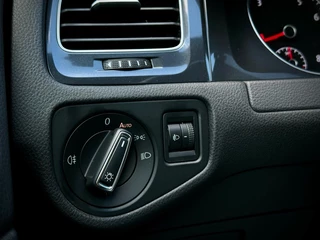 Volkswagen Golf Volkswagen Golf 1.4 TSI 150PK! R-LINE NAVI|CLIMA|CARPLAY|LED|18'' R - afbeelding nr 31