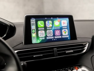 Peugeot 5008 Peugeot 5008 1.2 PureTech Sport 7 Persoons (APPLE CARPLAY, GROOT NAVI, LEDER, GETINT GLAS, SPORTSTOELEN, 360 CAMERA, CRUISE, NIEUWE APK, NIEUWSTAAT) - afbeelding nr 8