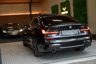 BMW 3 Serie BMW 3-serie 330i M-Sport Individual - Nappaleer - 360 Camera - Adaptive Cruise Control - Stuurverwarming - Keyless Entry - Schuifd - afbeelding nr 55
