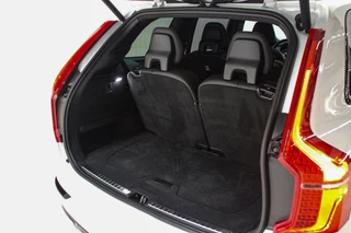 Volvo XC90 Volvo XC90 2.0 T8 Twin Engine AWD R-Design PANO|LUCHT|B&W - afbeelding nr 19