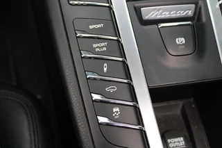 Porsche Macan Porsche Macan 2.0 LUCHTVERING PANODAK SPORTCHRONO - afbeelding nr 48