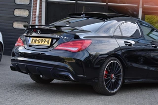 Mercedes-Benz CLA Mercedes-Benz CLA-klasse AMG 45 4MATIC Pano Kuipst HK Camera Sfeer NAP CLA 45 - afbeelding nr 42