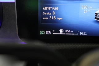 Mercedes-Benz CLA Mercedes-Benz CLA-klasse 250 e AMG 45 Look / FACELIFT / ACC / Memory / Lane Assist / 360 Camera / Dode Hoek / Open Pano / 19 Inch - afbeelding nr 17