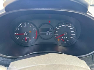 Kia Picanto Kia Picanto 1.0 MPi Dynamic Line   Navigatie , Achteruit rij camera  Aple Carp[lay / Android Auto  , Bleutooth , Spotify   Ectr ramen , Centrale deurvergrendeling met afstandbediening , Rood Metaallak ! - afbeelding nr 25
