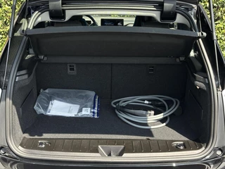 BMW i3 BMW i3 120Ah 42 kWh, PANO, NAVI, CRUISE, LED, ECC-AIRCO, CAMERA, STOELVERWARMING, LICHTMETAAL 18
