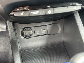 Hyundai i20 Hyundai i20 1.0 T-GDI 120pk Premium | Navi | Camera | 16'' | Stoel+stuurverw. - afbeelding nr 23