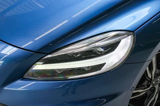 Volvo V40 Volvo V40 2.0 D3 Business Sport PANO| R DESIGN - afbeelding nr 29