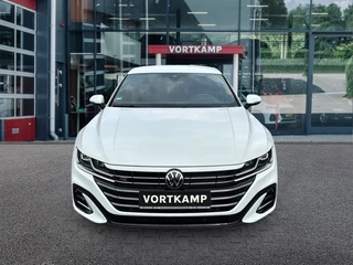 Volkswagen Arteon Volkswagen Arteon Shooting Brake 1.4 TSI DSG R-LINE EHYBRID TREKHAAK/LEDER/MEMORY/NAVI/ACC/STOELVERW - afbeelding nr 2