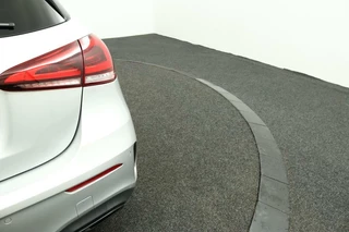 Mercedes-Benz A-Klasse Mercedes Aklasse 200 Widescreen AMG Leder Pano Velgen 163pk - afbeelding nr 34