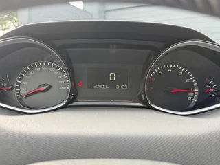Peugeot 308 Peugeot 308 SW 1.2 PureTech Allure 1e Eigenaar,131pk,Navi,Clima,6 Bak,Cruise,PDC,Trekhaak,Apple Carplay,Dealer Onderhouden,APK tot 05-2026 - afbeelding nr 18