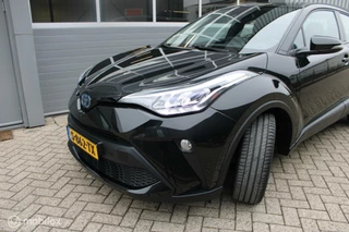 Toyota C-HR Toyota C-HR 1.8 Hybrid Dynamic  Trekhaak NL Auto Boekjes. - afbeelding nr 35