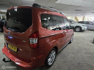 Ford Tourneo Courier Ford Tourneo Courier 1.0 Titanium A. Camera - afbeelding nr 6
