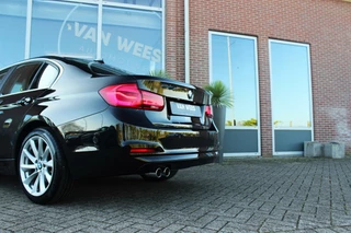 BMW 3 Serie ➡️ BMW 3-serie 320i F30 Centennial High Executive Sedan Facelift | 184 pk | NL auto | 2e eigenaar | 4 cilinder | LED | Leer | Navi | Camera | Sporstuur | Cruise control | Climate control - afbeelding nr 50