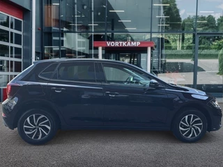 Volkswagen Polo Volkswagen Polo 1.0 TSI DSG LIFE 115PK CAMERA/CARPLAY/STOELVERW - afbeelding nr 4