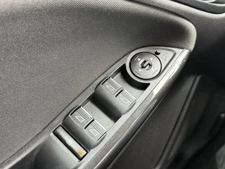 Ford Focus Ford Focus Wagon 1.0 ST-Line Navi,Clima,Camera,Cruise,PDC V+A,N.A.P,6-Bak,125pk,Nieuwe APK bij Aflevering - afbeelding nr 28