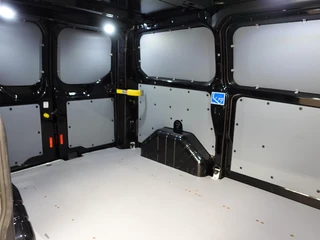 Ford Transit Custom Ford Transit Custom 131pk Automaat L1H1 Parkeersensoren Cruisecontrol Airco Euro6 Bluetooth - afbeelding nr 10